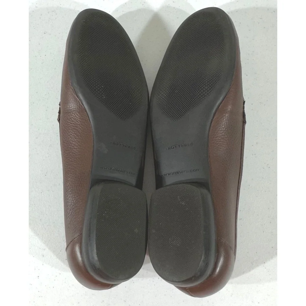 Trotters Loafers 9.5 S Extra Narrow Brown Leather Woven Vamp Made in Brazil